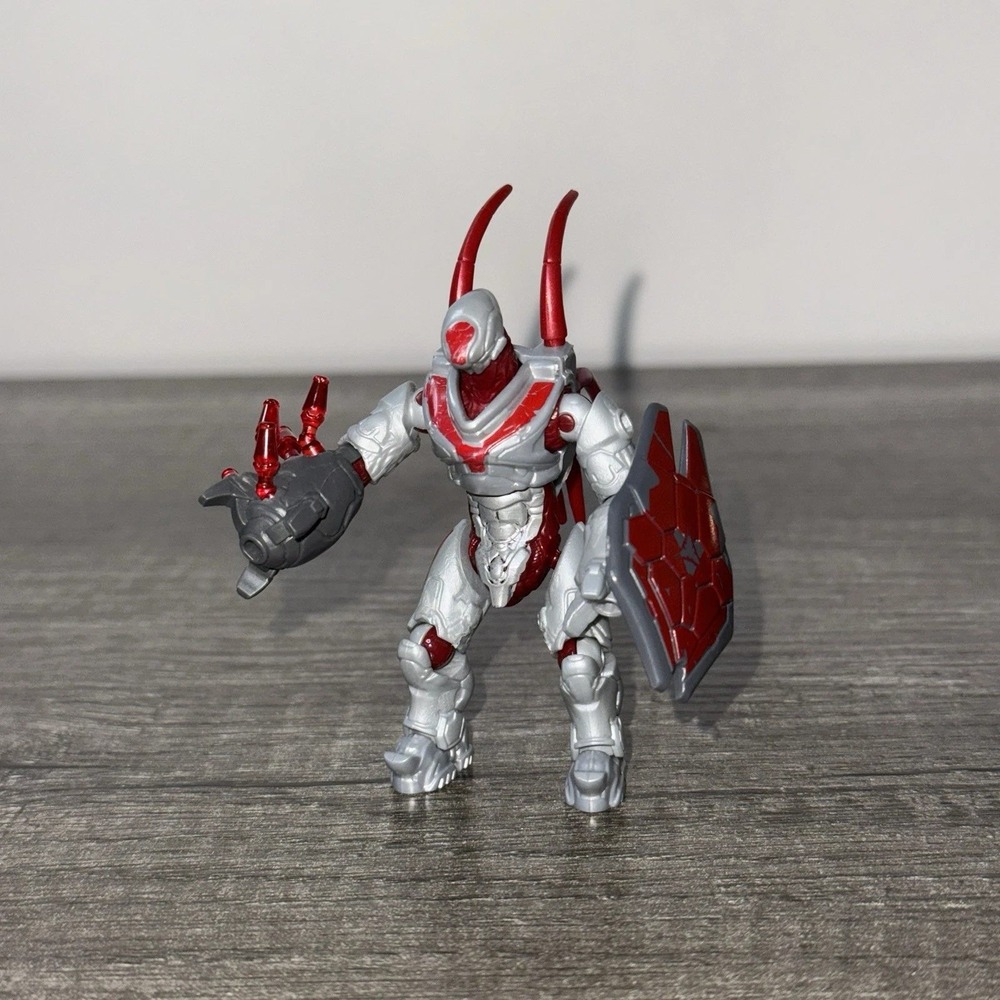 Mega Construx Halo Scorpion Clash HHC42 Banished Hunter Silver Red Figure